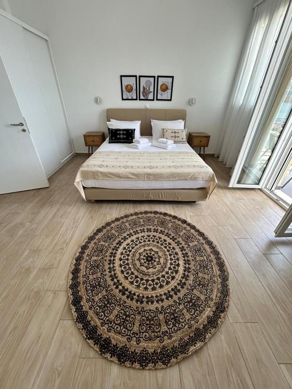 Emilia Suites Ermupoli Exteriér fotografie